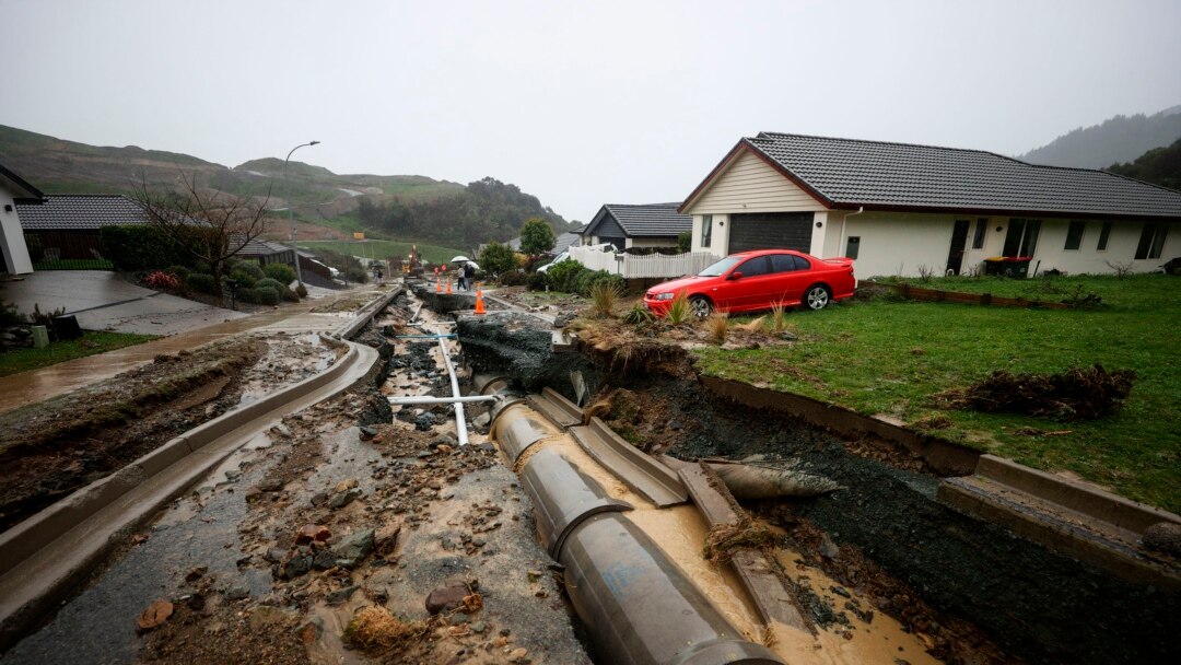 flood damage cleanup